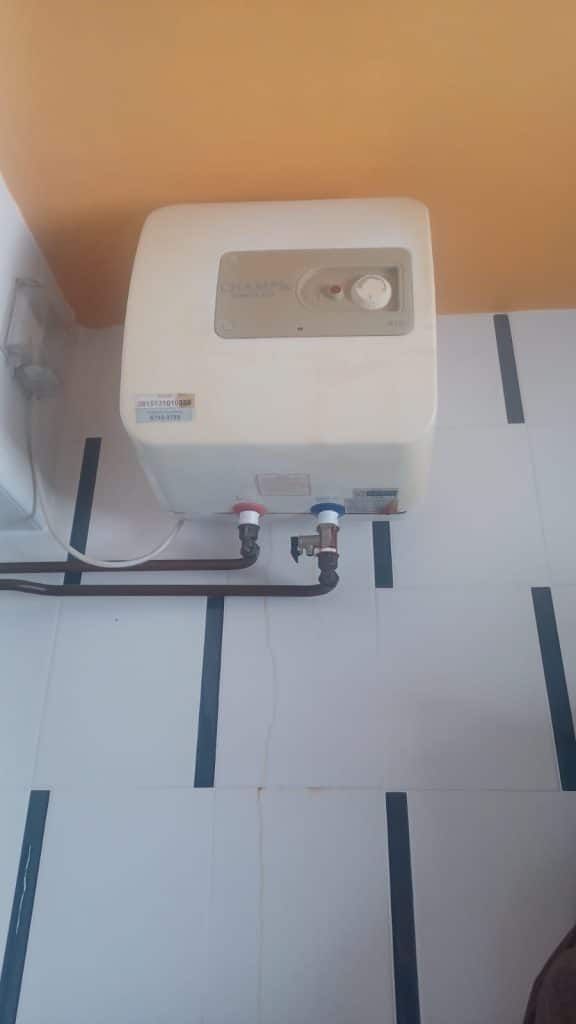 Champs Water Heater 424A Yishun Ave 11